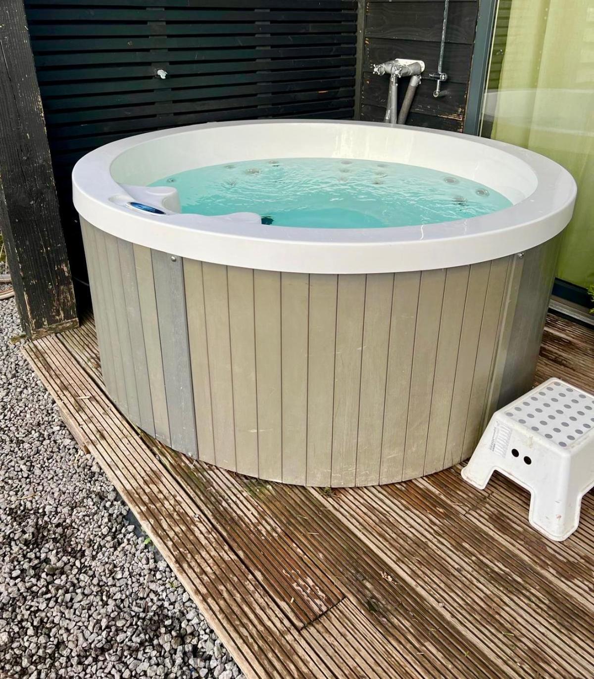 Family House With Garden & Jacuzzi & Sauna Near Amsterdam Vijfhuizen Exterior photo